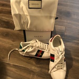 Gucci ace bumblebee sneakers